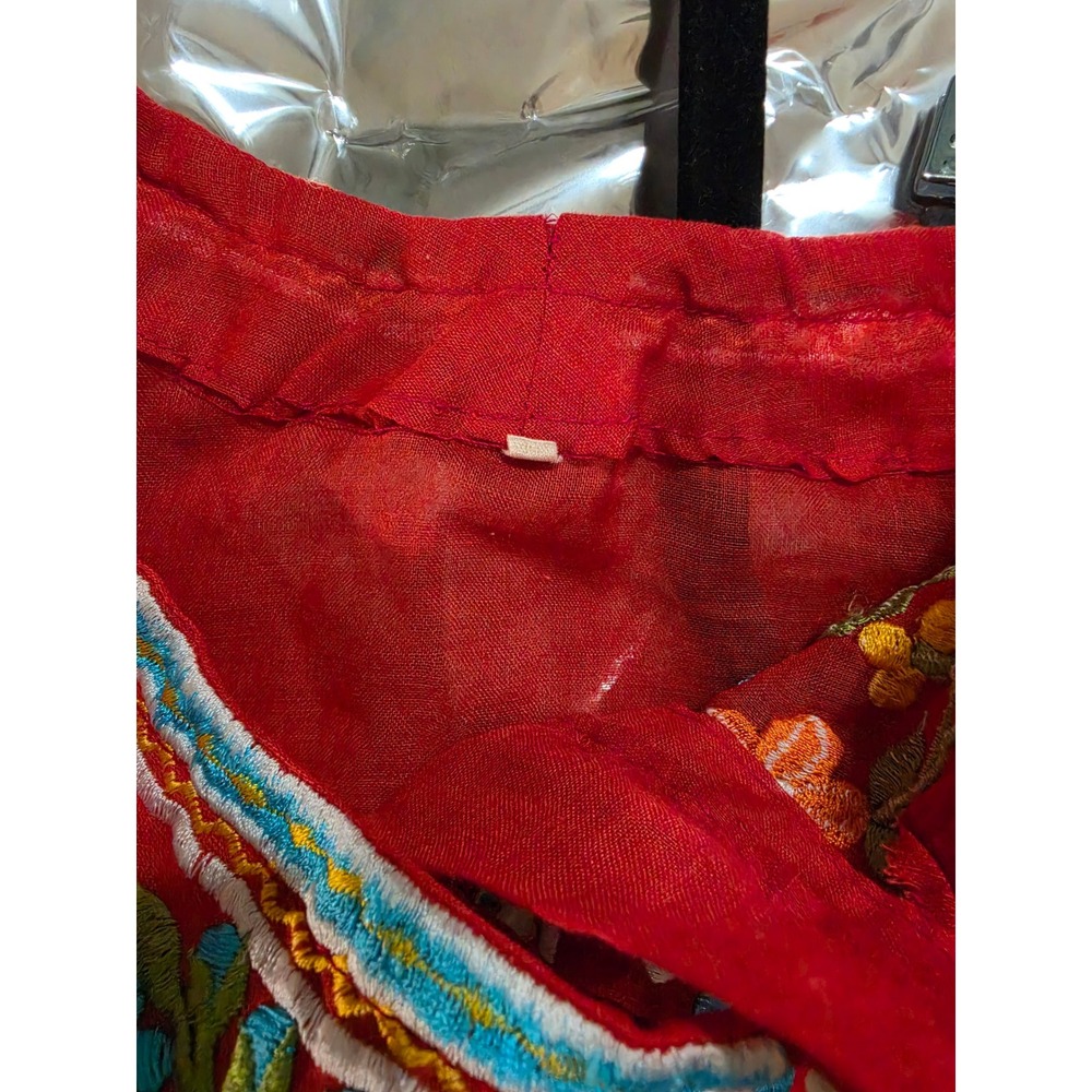 Vintage Red Floral Embroidered Peasant Blouse Boho Scalloped Butterfly Sleeve - Picture 4 of 6